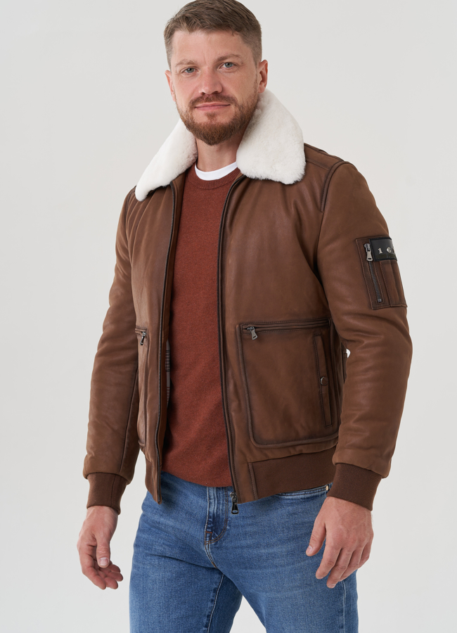 Мужская куртка из натуральной кожи  модель № 82298 меха малина