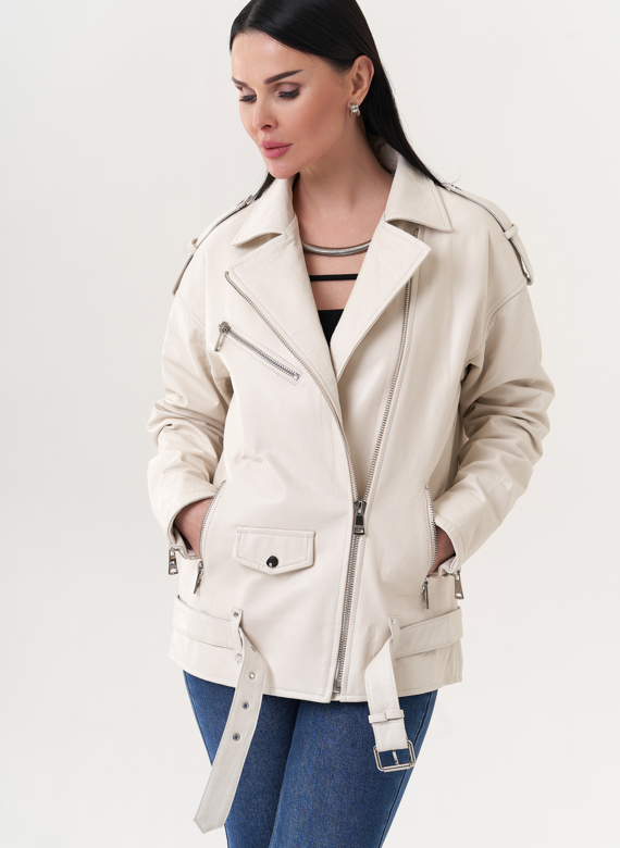 Светлая куртка "косуха" из натуральной кожи