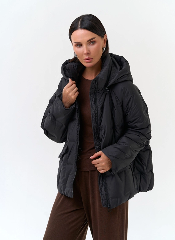 Женская куртка с капюшоном