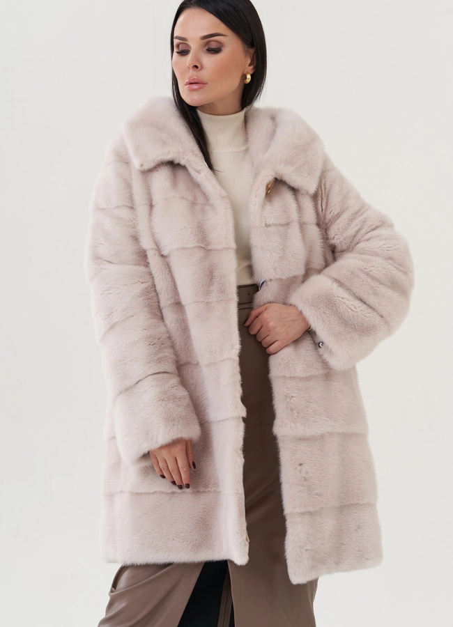 Шуба из норки с капюшоном  модель № 24957 универмаг малина