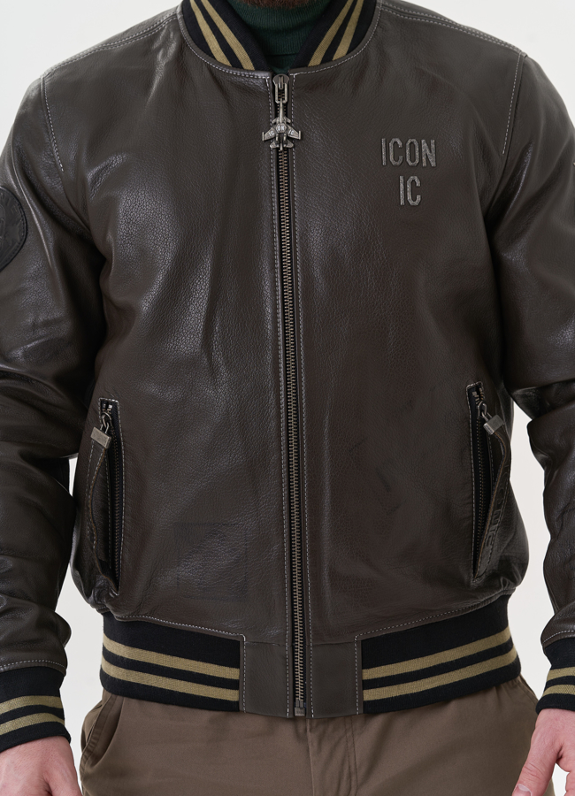 Мужская кожаная куртка 