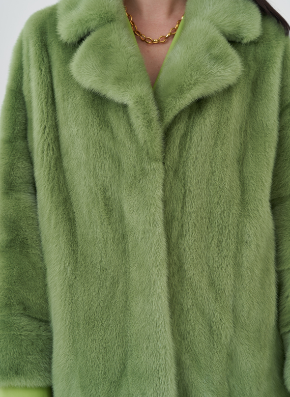 Шуба из норки с английским воротником 