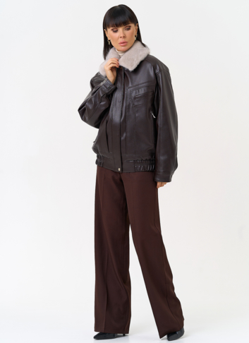 Женская утепленная куртка из эко кожи с воротником из эко меха