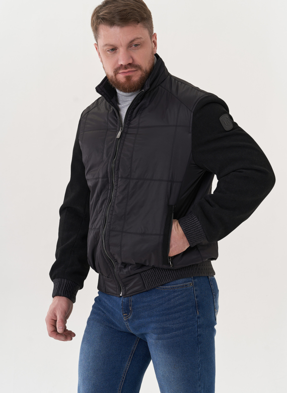 Мужская куртка "бомбер" черного цвета